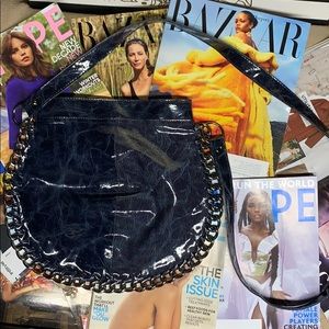 Spruce up any outfit with this garb and go bag.